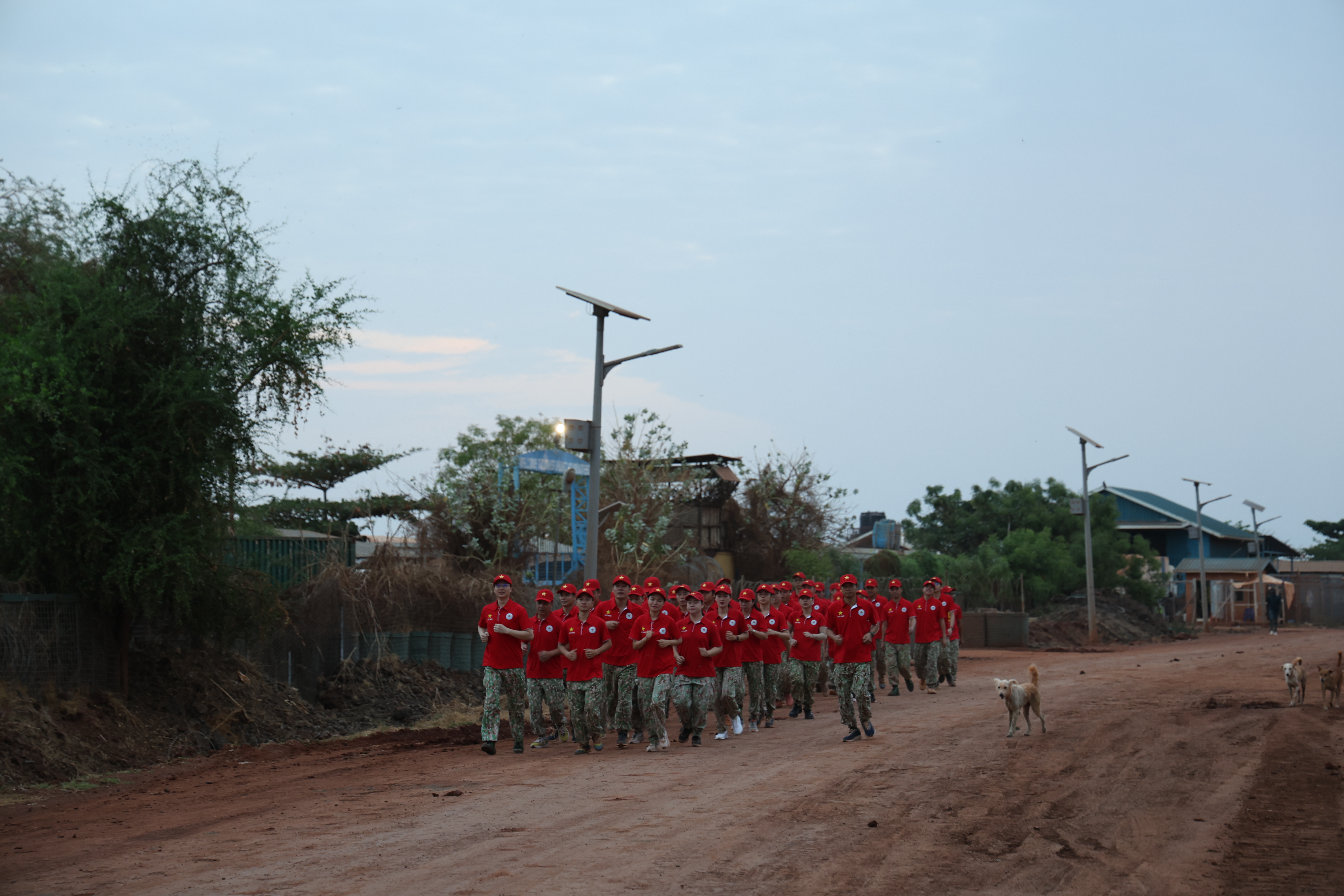 /UploadStore/admin/260326 doan thanh nien 2.7/2655ba43cff341ad18e2.jpg